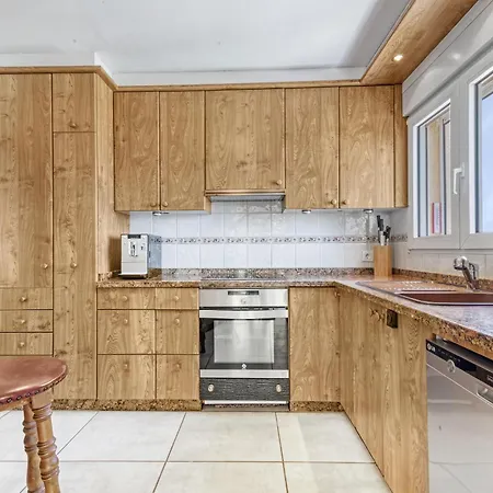 Adriana Вілла Денія